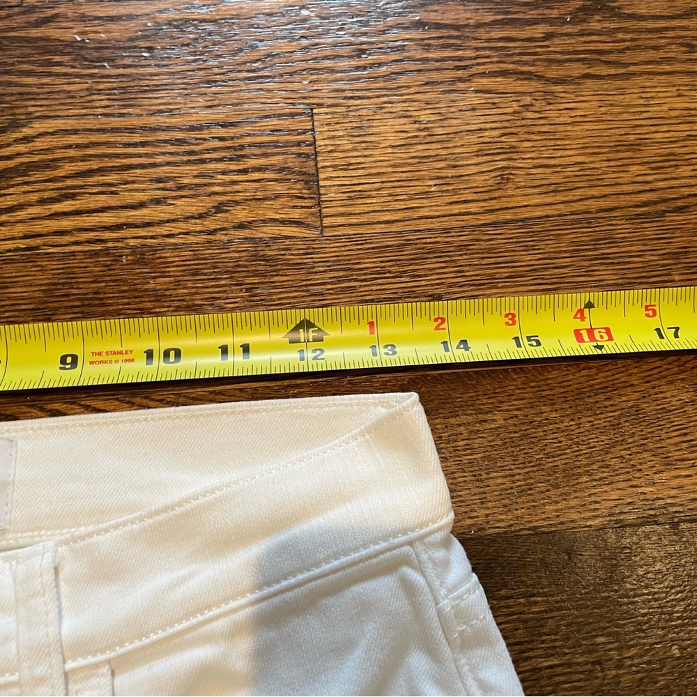 Current/Elliott Cropped White Jeans - Picture 6 of 13